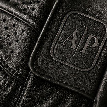 Branded golf gloves with logo